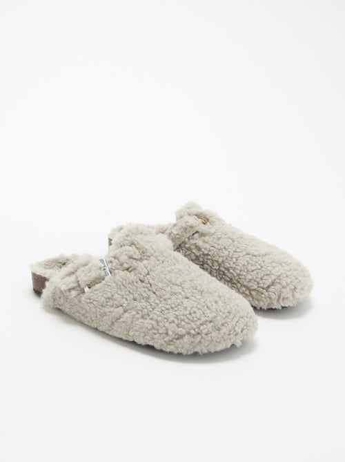 Zapatillas de casa con efecto borreguito y hebilla - Kiabi