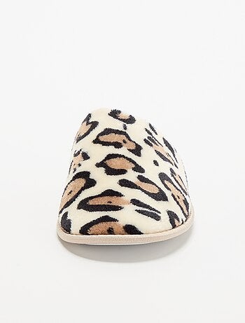Zapatillas de casa con estampado de leopardo