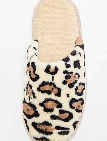Zapatillas de casa con estampado de leopardo