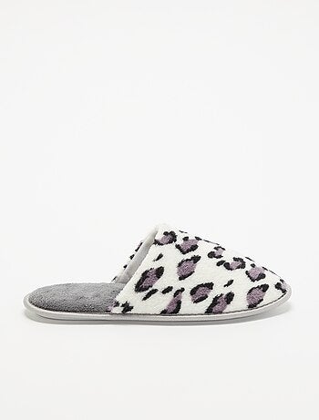Zapatillas de casa con estampado de leopardo