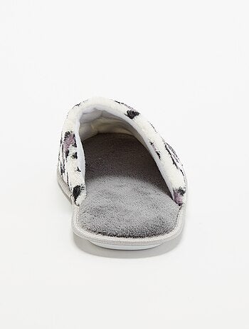 Zapatillas de casa con estampado de leopardo