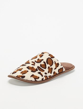 Zapatillas de casa con estampado de leopardo