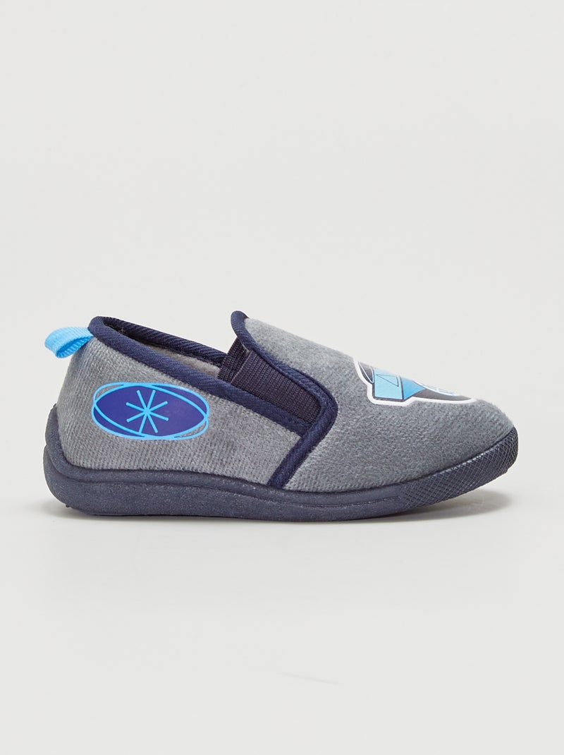 Zapatillas de casa de terciopelo cerradas gris - Kiabi