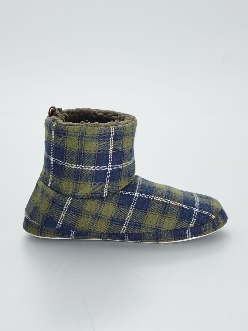 Zapatillas de casa forradas de cuadros caqui - Kiabi