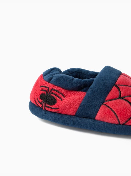 Zapatillas de casa « spider-man » © marvel, mo fashion - Kiabi Zapatillas de casa « spider-man » © marvel, mo fashion - Kiabi