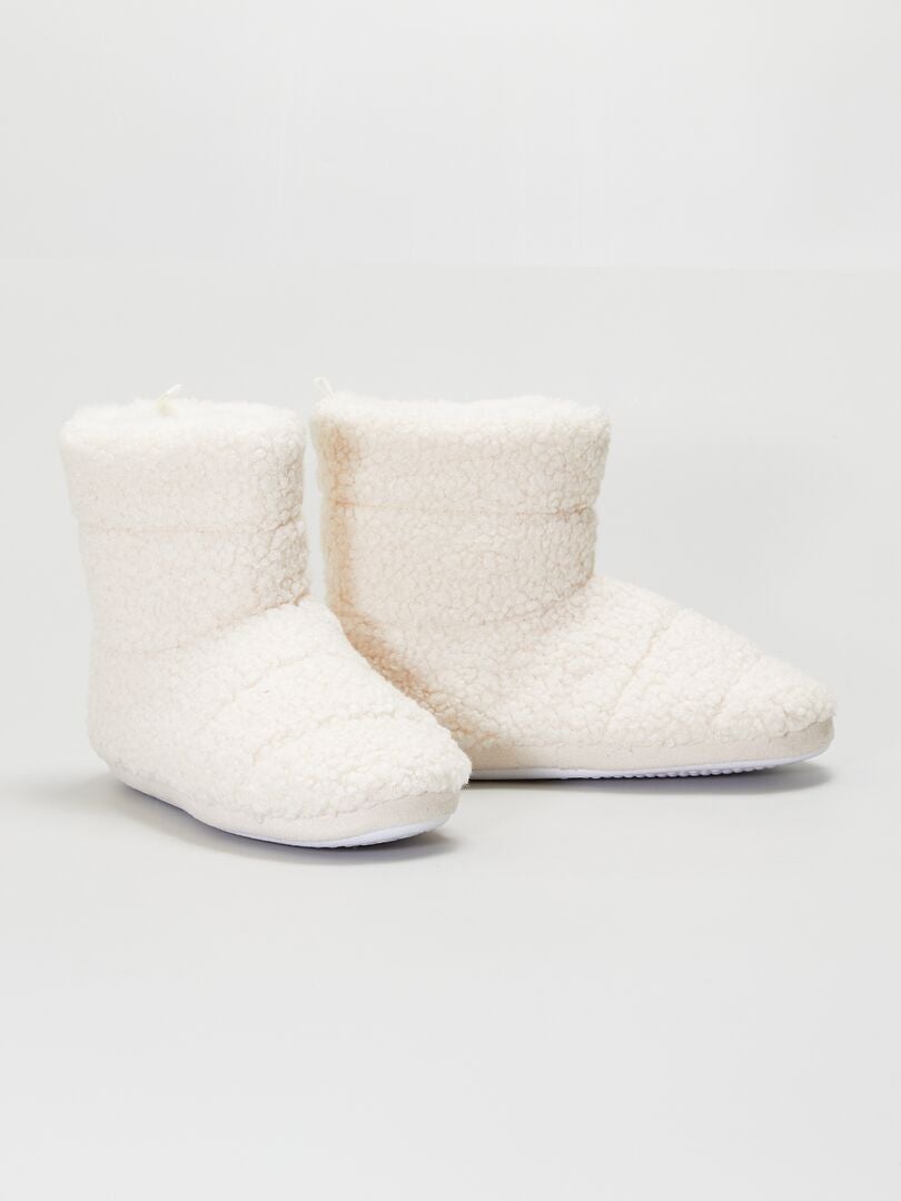 Inesperado bahía dos semanas Zapatillas de casa tipo botines - Pelo de borreguito - blanco nieve - Kiabi  - 12.00€