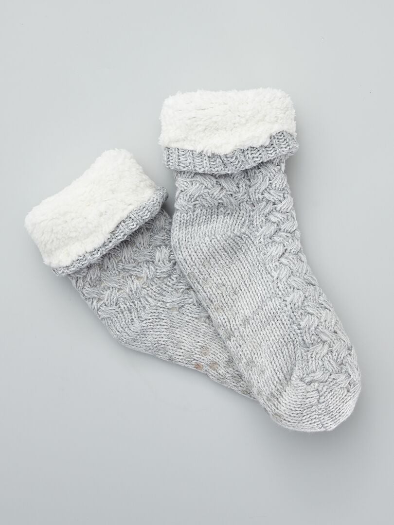 Zapatillas de casa tipo calcetines lazo de fantasía - gris - Kiabi - 8.00€
