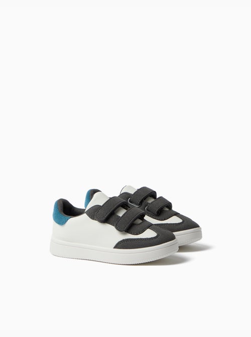 Zapatillas de contraste, mo fashion - Kiabi Zapatillas de contraste, mo fashion - Kiabi