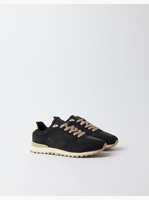 Zapatillas de contraste, mo fashion - Kiabi Zapatillas de contraste, mo fashion - Kiabi