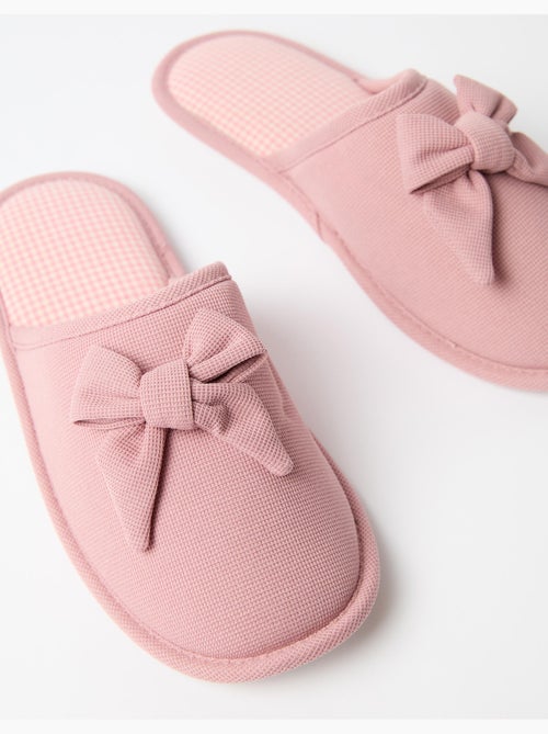 Zapatillas de dormitorio de vichy, mo fashion - Kiabi Zapatillas de dormitorio de vichy, mo fashion - Kiabi