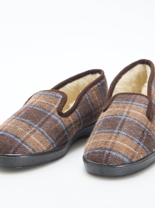 Zapatillas de estar por casa a cuadros - Kiabi