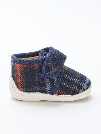 Zapatillas de estar por casa forradas con cierres de velcro