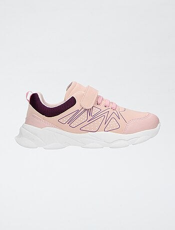 Zapatillas de malla con velcros y cordones elásticos
