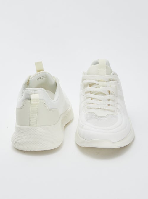 Zapatillas de malla tipo running con cordones - Kiabi