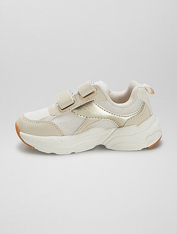 Zapatillas de material sintético y malla