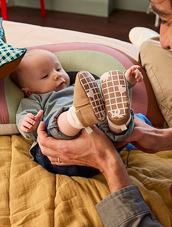 Zapatillas de motricidad 1 'darse la vuelta' - Kitchoun