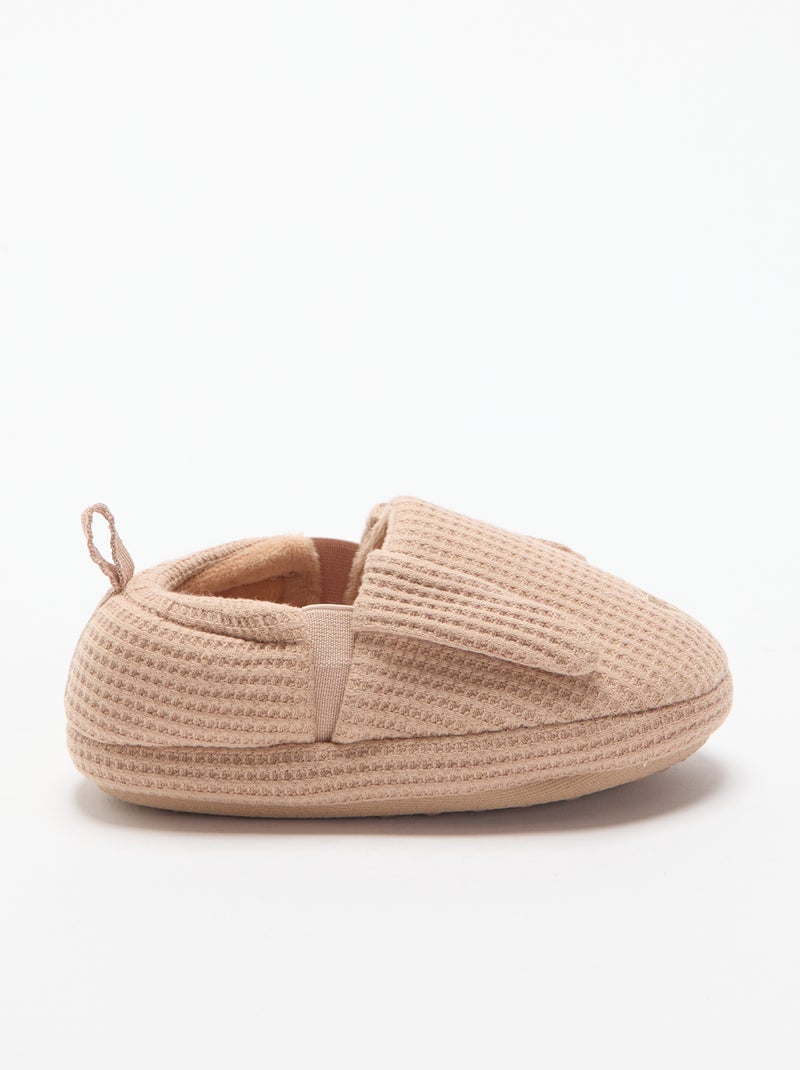 Zapatillas de nido de abeja Marron - Kiabi