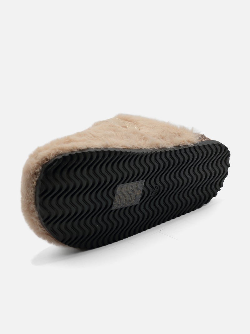 Zapatillas de pelo sintético Crema - Kiabi