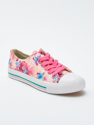 Zapatillas de tela de flores