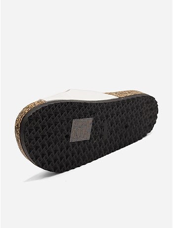 Zapatillas de tres tiras