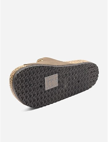 Zapatillas de tres tiras