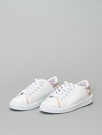 Zapatillas deportivas bajas con estampado 'floral' - Kiabi