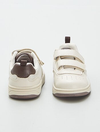 Zapatillas deportivas bajas con velcros