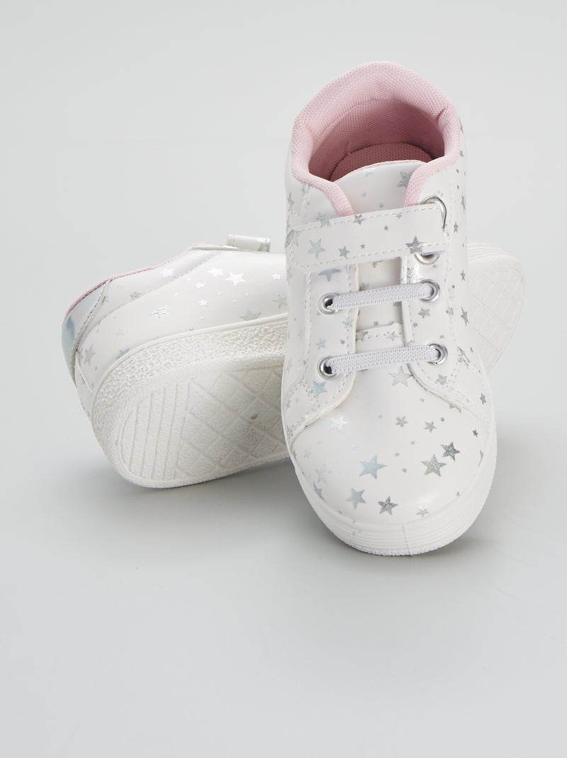 Zapatillas deportivas bajas estampadas 'estrellas' blanco - Kiabi