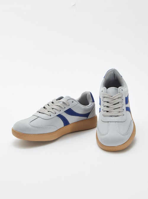 Zapatillas deportivas bicolores con cordones - Kiabi