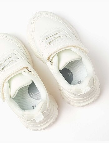 Zapatillas deportivas combinadas con forro de malla