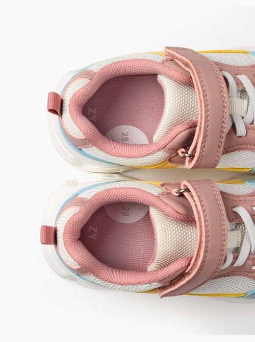 Zapatillas deportivas combinadas con suela gruesa - Kiabi Zapatillas deportivas combinadas con suela gruesa - Kiabi