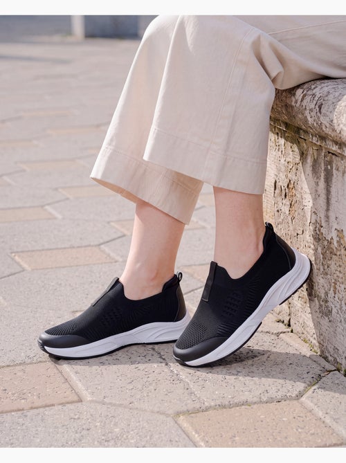 Zapatillas deportivas cómodas, duraderas, suela con memoria de forma y fáciles de poner - Kiabi