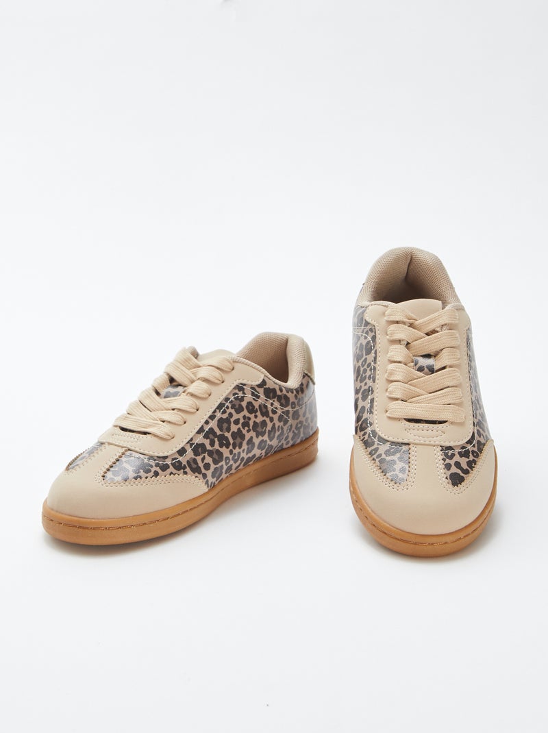 Zapatillas deportivas con cordones y estampado de leopardo BEIGE - Kiabi