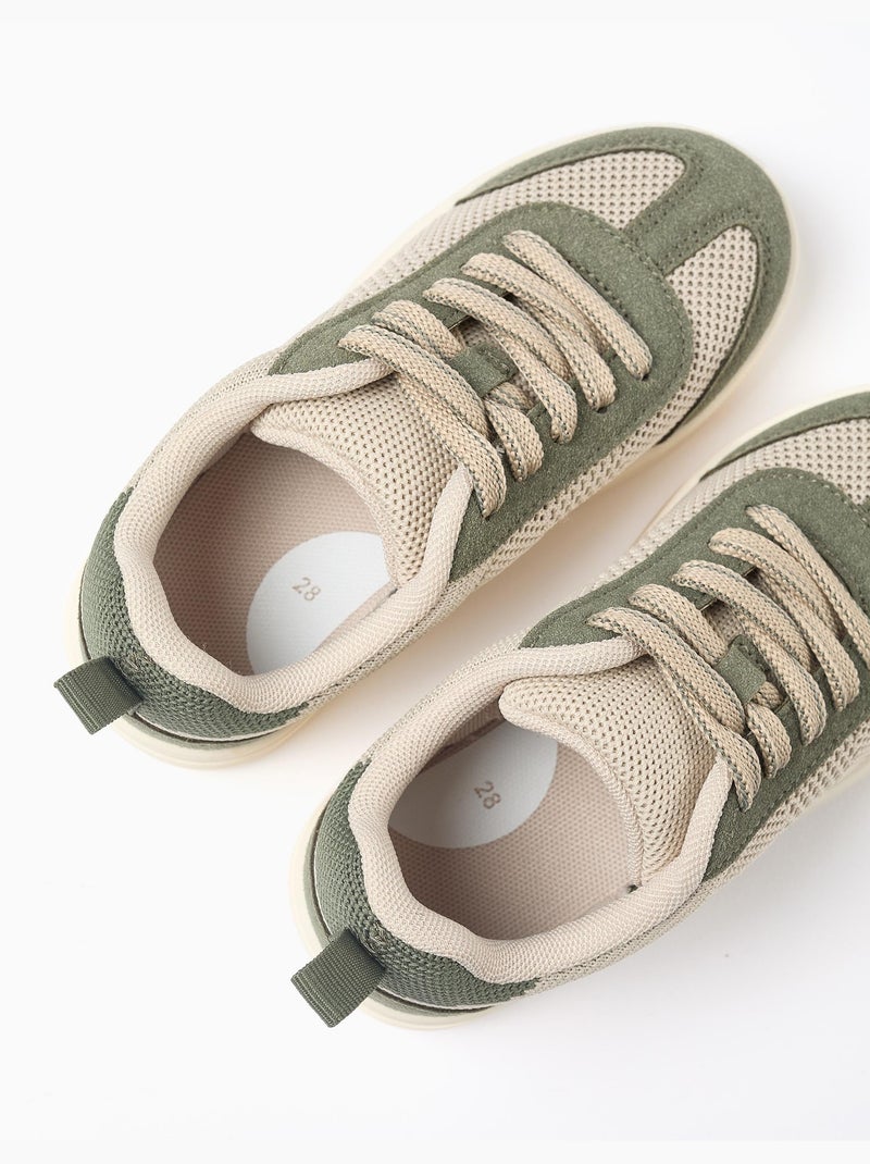 Zapatillas deportivas con detalles de malla y cordones Beige claro - Kiabi