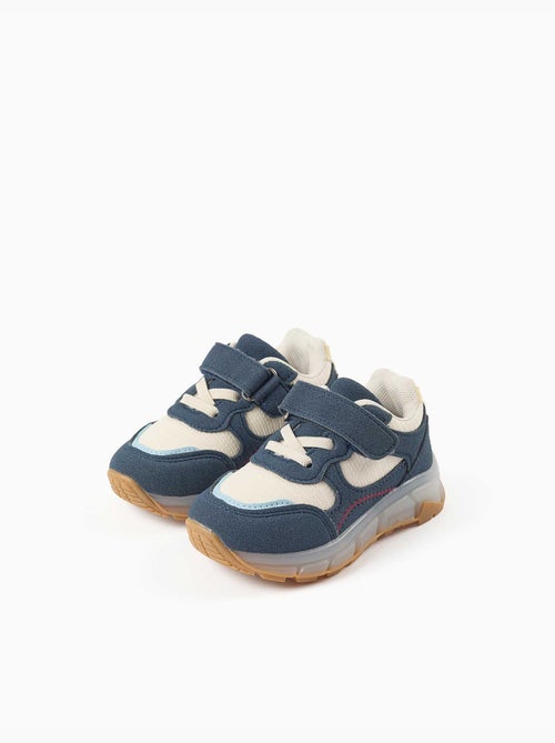 Zapatillas deportivas con luces y suela antideslizante - Kiabi Zapatillas deportivas con luces y suela antideslizante - Kiabi