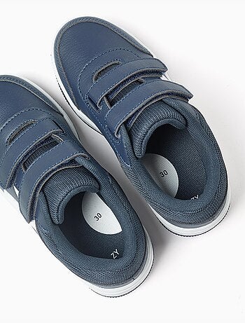 Zapatillas deportivas con tiras autoadherentes
