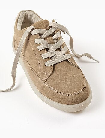 Zapatillas deportivas de ante con cordones