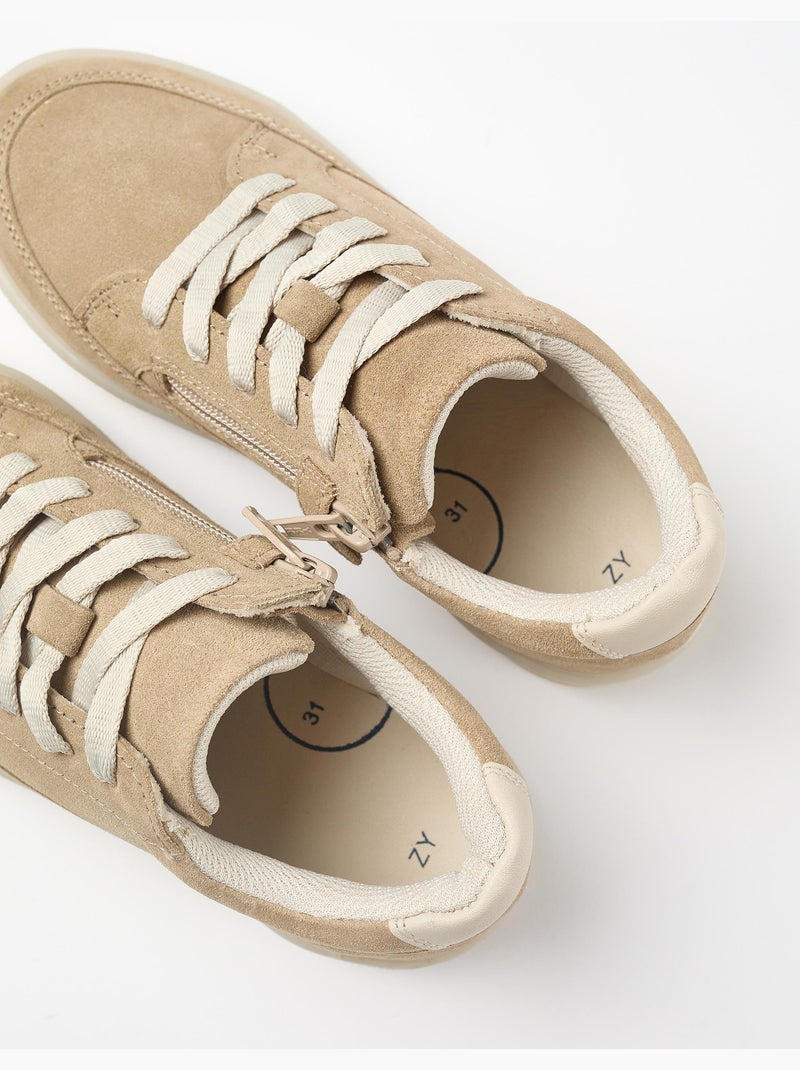 Zapatillas deportivas de ante con cordones Beige - Kiabi