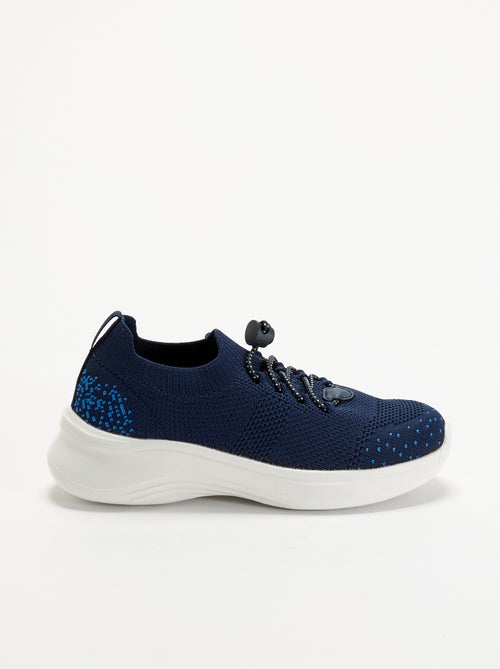 Zapatillas deportivas de malla con cordones y topes - Kiabi Zapatillas deportivas de malla con cordones y topes - Kiabi