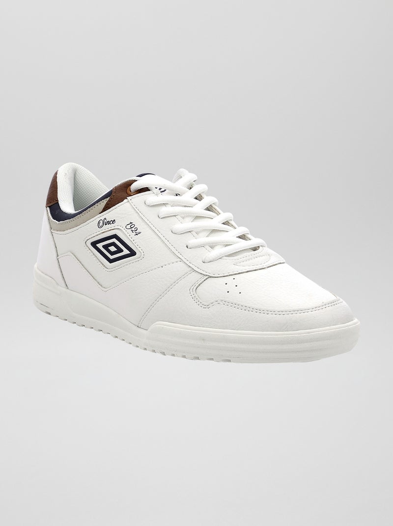 Zapatillas deportivas de vestir 'Umbro' blanco - Kiabi