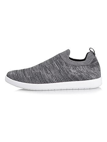 Zapatillas deportivas deslizante, cómodo, flexible y ligero Isotoner