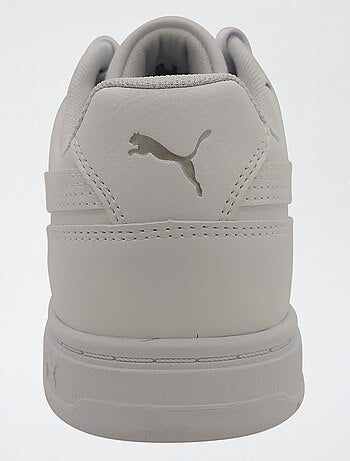 Zapatillas deportivas símil piel lisas