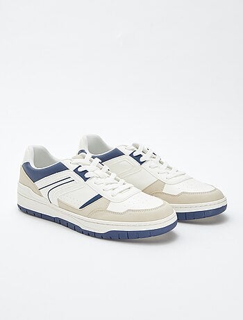 Zapatillas deportivas tricolores