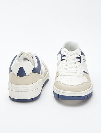 Zapatillas deportivas tricolores