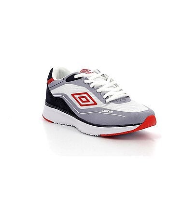 Zapatillas grises para hombre Umbro Priam