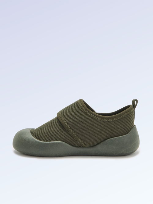Zapatillas 'Kitchoun' suaves forradas barefoot - Kiabi Zapatillas 'Kitchoun' suaves forradas barefoot - Kiabi