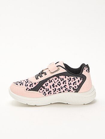 Zapatillas luminosas con estampado de 'Minnie'