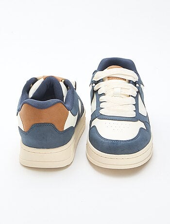 Zapatillas modernas tricolor