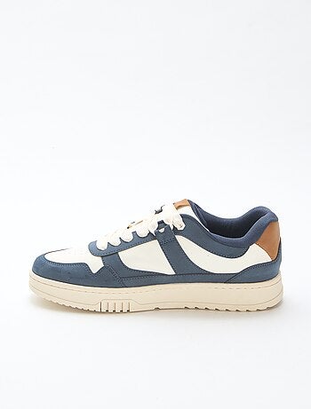 Zapatillas modernas tricolor