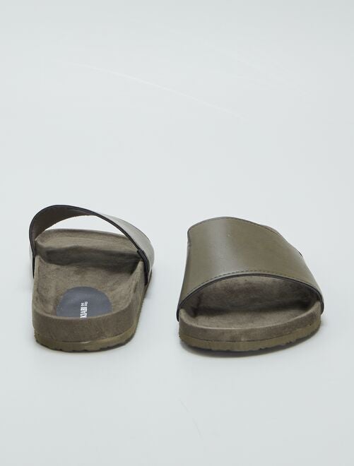 Zapatillas de casa tipo calcetines forrados de terciopelo - VERDE - Kiabi -  3.00€